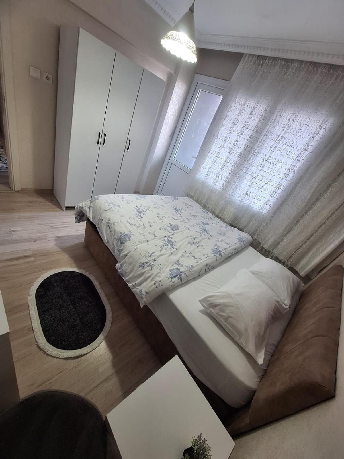 3Ege Ueniversitesine Ve Hastane Ye Cok Yakin Aile Icin Uygun Bornova Exterior photo
